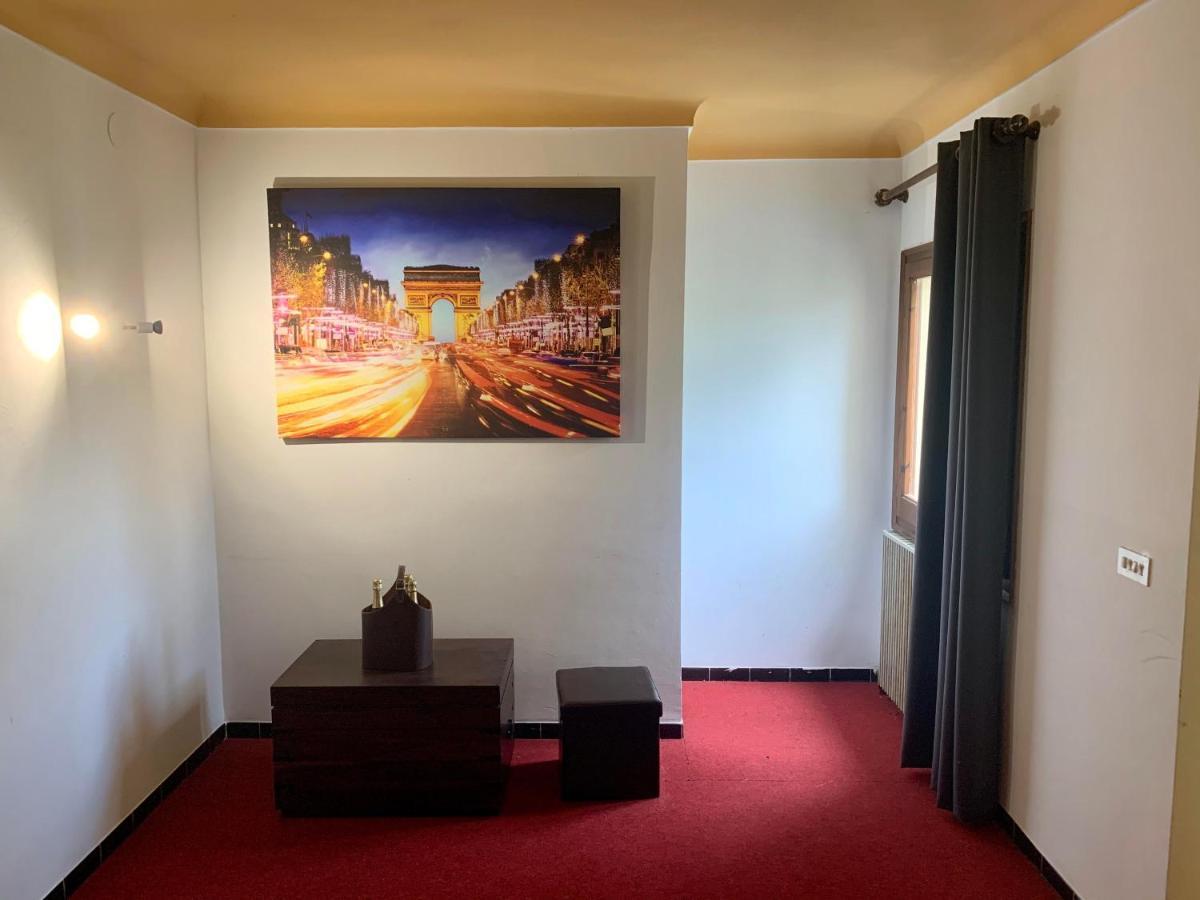 Hotel Fiesta Mega Only Adults Darnius Buitenkant foto